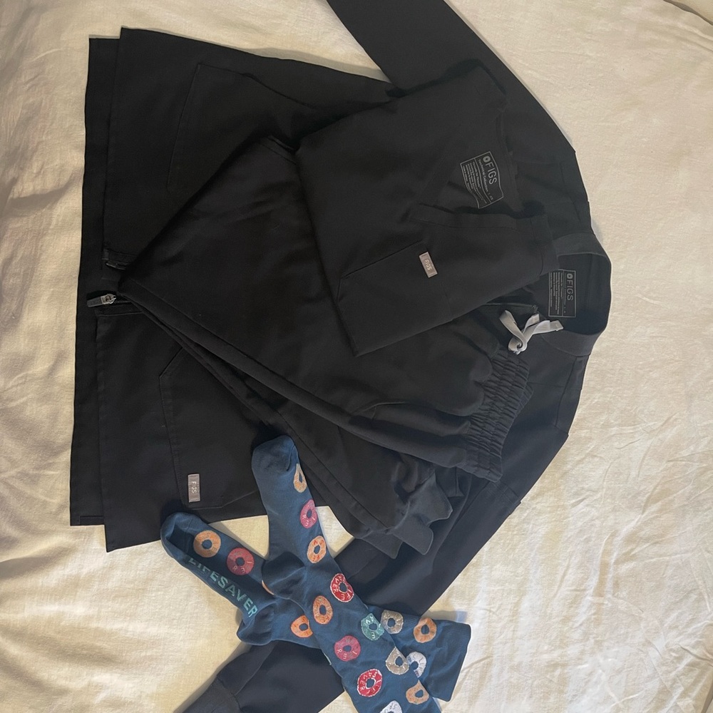 Figs scrubs set